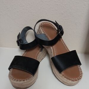 Universal Thread Black Espadrille Wedge Heel Sandals
